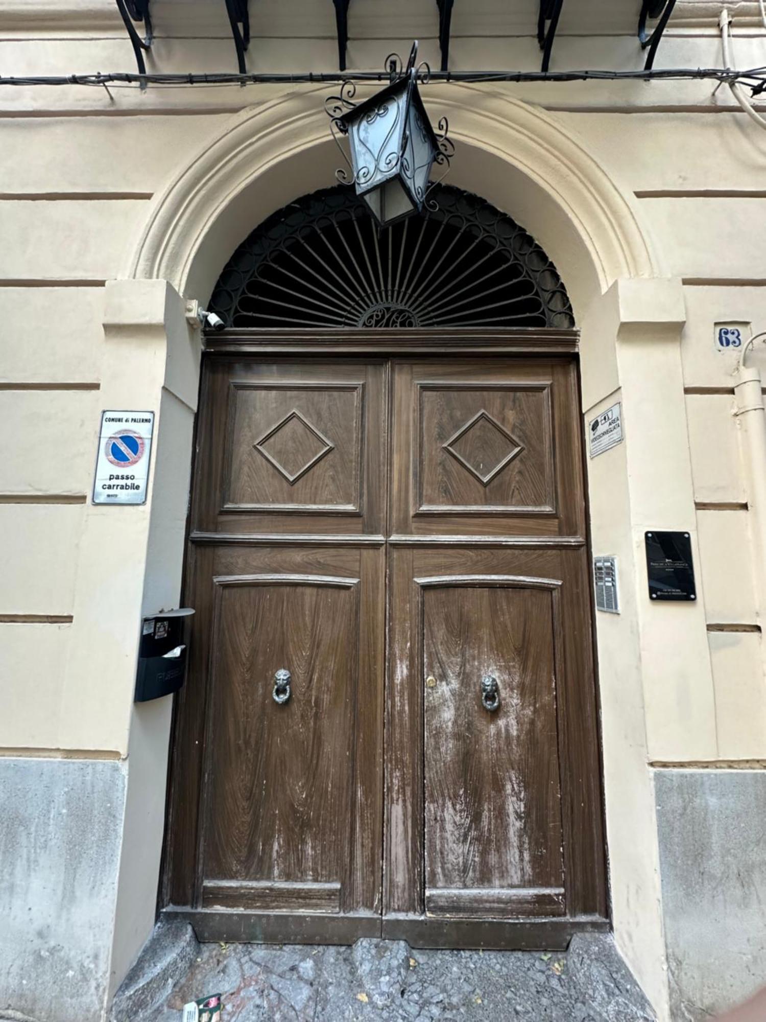 Principe Di Villafranca Suite Palermo Buitenkant foto